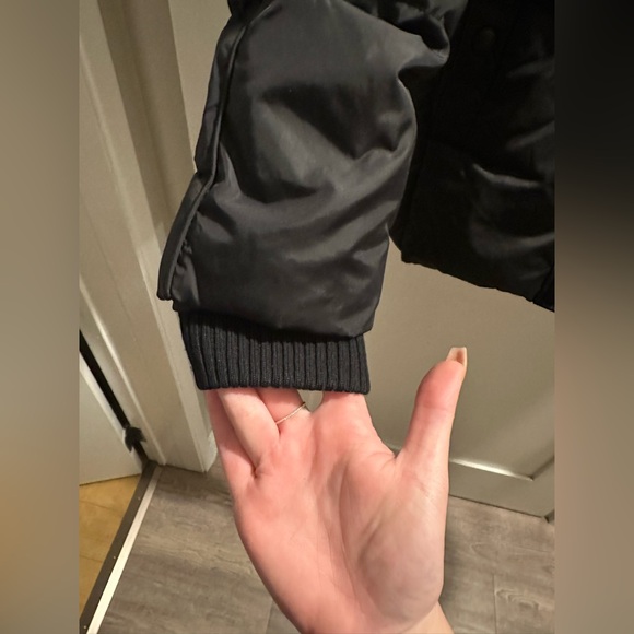 2/$20 ❄️ Host Pick ❄️ Winter jacket - Picture 3 of 6